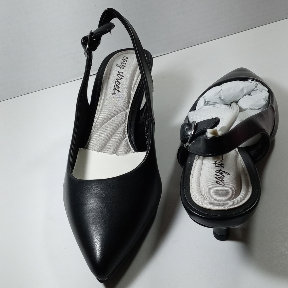 Shoes - Picture 4 of 5